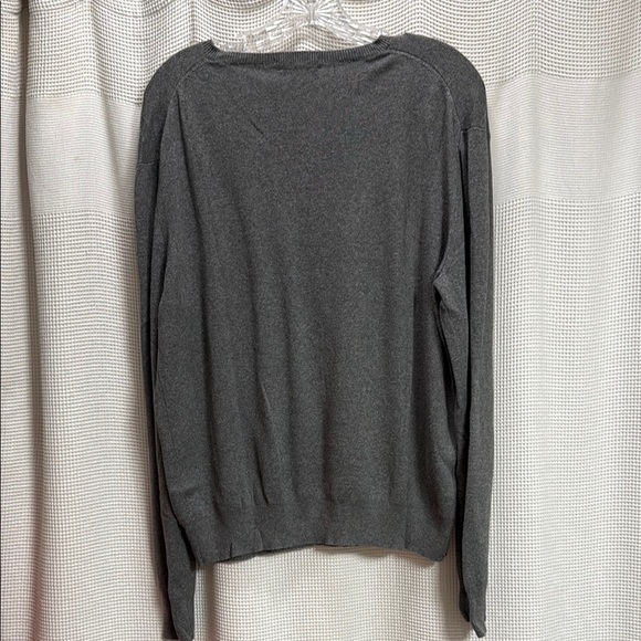 J. Crew Men’s Vintage Gray V-Neck Pima cottonSweater Classic Knit Sz M summer - Picture 4 of 5